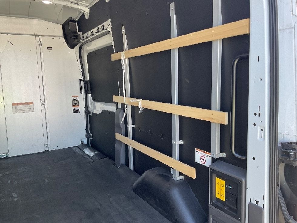 Cargo Van (Panel Van)-Alternative Fuel Trucks & Tractors-Ford-2022-TRAN350E-West Sacramento-CA-3,631\n\t\tmiles-$ 41,000 - Image 10