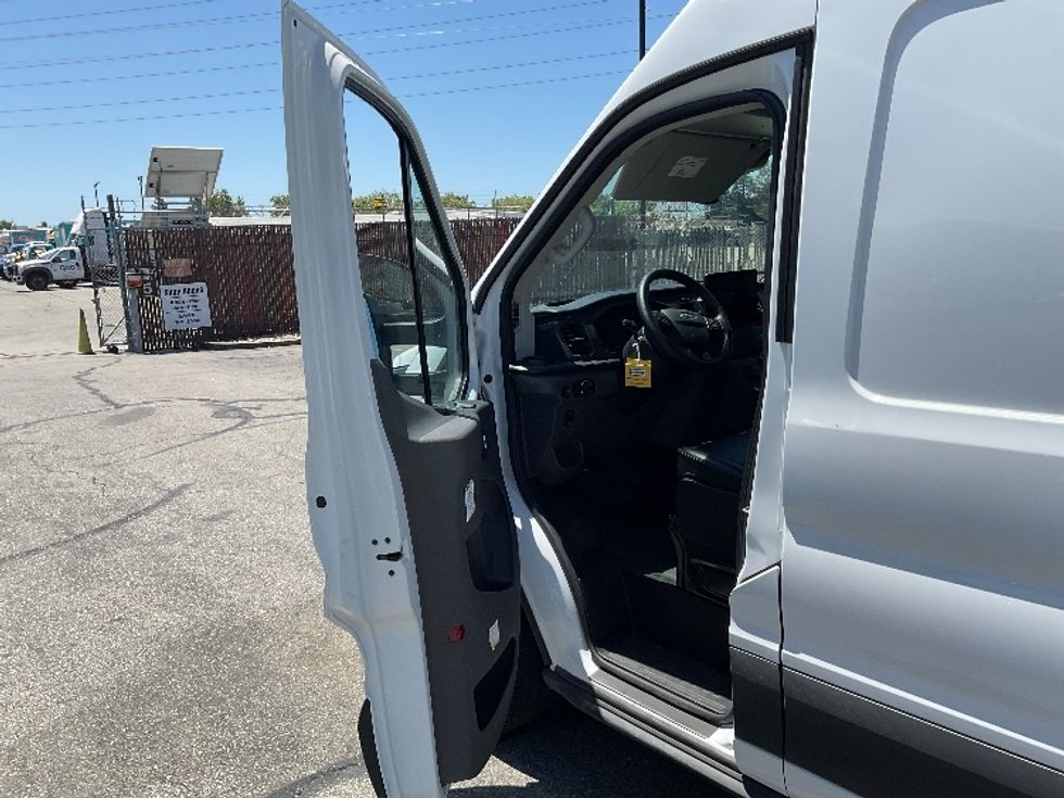 Cargo Van (Panel Van)-Alternative Fuel Trucks & Tractors-Ford-2022-TRAN350E-West Sacramento-CA-3,631\n\t\tmiles-$ 41,000 - Image 13