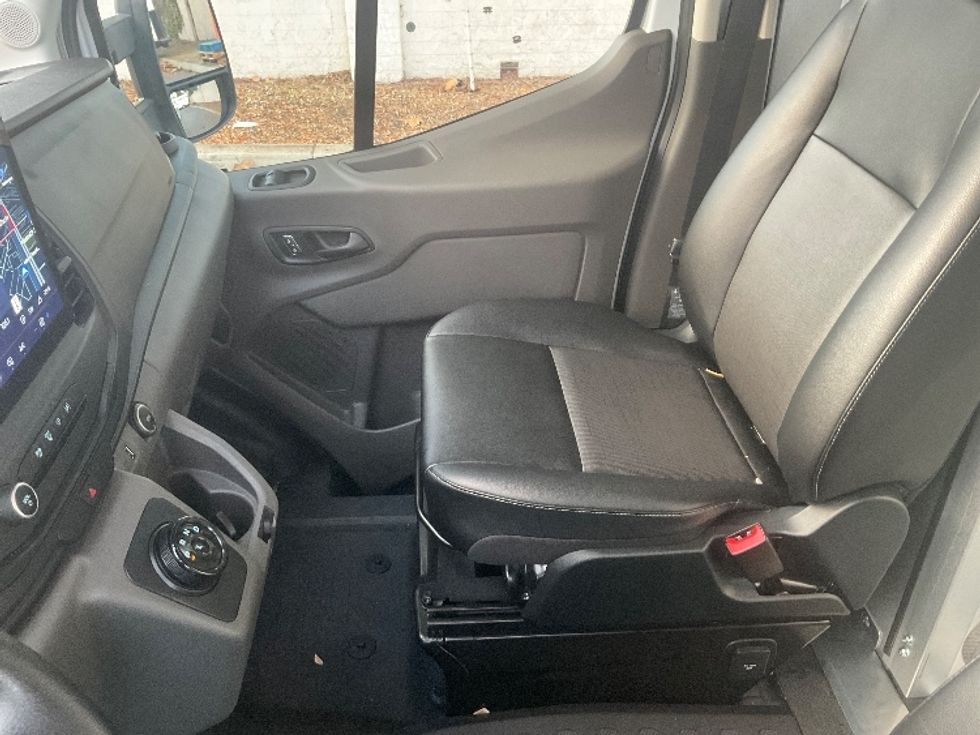 Cargo Van (Panel Van)-Alternative Fuel Trucks & Tractors-Ford-2022-TRAN350E-West Sacramento-CA-3,885\n\t\tmiles-$ 43,500 - Image 17