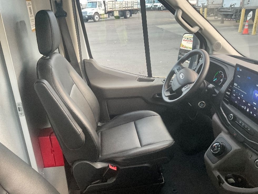 Cargo Van (Panel Van)-Alternative Fuel Trucks & Tractors-Ford-2022-TRAN350E-West Sacramento-CA-3,885\n\t\tmiles-$ 43,500 - Image 20
