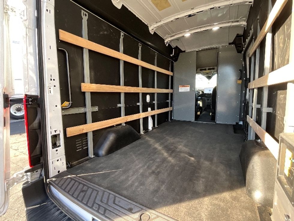 Cargo Van (Panel Van)-Alternative Fuel Trucks & Tractors-Ford-2022-TRAN350E-West Sacramento-CA-5,634\n\t\tmiles-$ 35,000 - Image 11