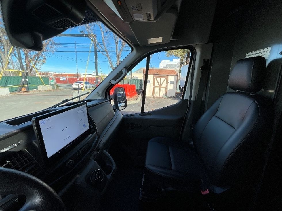 Cargo Van (Panel Van)-Alternative Fuel Trucks & Tractors-Ford-2022-TRAN350E-West Sacramento-CA-5,634\n\t\tmiles-$ 35,000 - Image 19