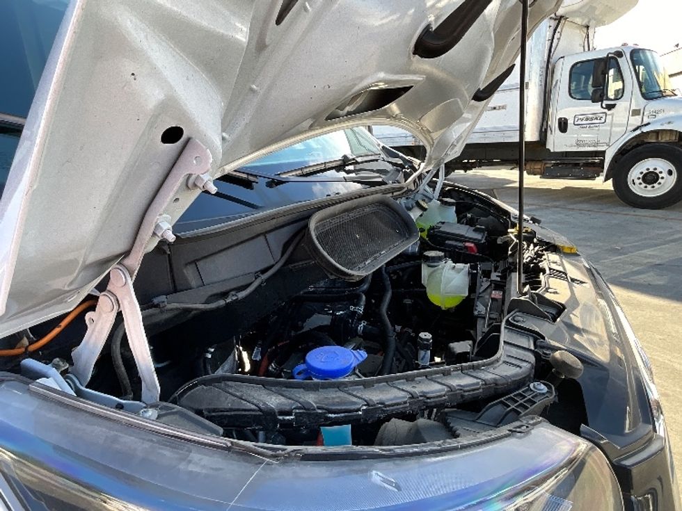 Cargo Van (Panel Van)-Alternative Fuel Trucks & Tractors-Ford-2022-TRAN350E-West Sacramento-CA-5,634\n\t\tmiles-$ 35,000 - Image 23