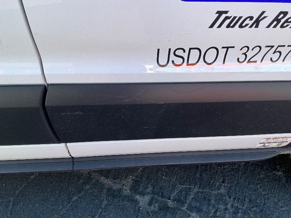 Cargo Van (Panel Van)-Alternative Fuel Trucks & Tractors-Ford-2022-TRAN350E-West Sacramento-CA-5,634\n\t\tmiles-$ 35,000 - Image 28