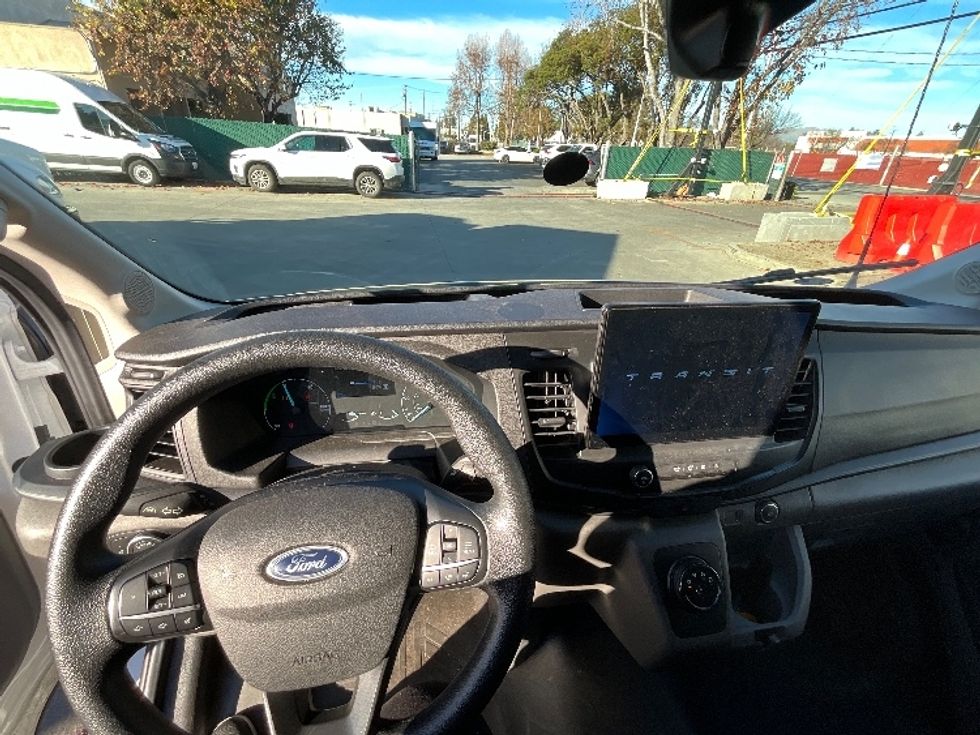 2022 Ford Transit photo 10