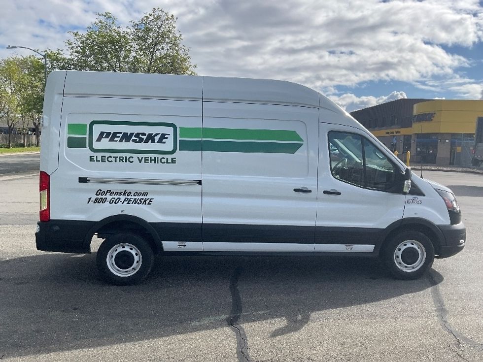 Cargo Van (Panel Van)-Alternative Fuel Trucks & Tractors-Ford-2022-TRAN350E-West Sacramento-CA-6,880\n\t\tmiles-$ 40,000 - Image 15