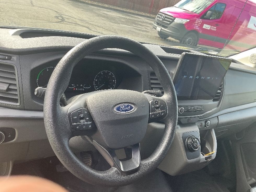 Cargo Van (Panel Van)-Alternative Fuel Trucks & Tractors-Ford-2022-TRAN350E-West Sacramento-CA-6,880\n\t\tmiles-$ 40,000 - Image 18