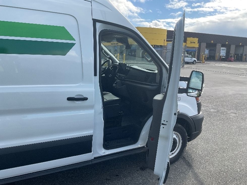 Cargo Van (Panel Van)-Alternative Fuel Trucks & Tractors-Ford-2022-TRAN350E-West Sacramento-CA-6,880\n\t\tmiles-$ 40,000 - Image 20