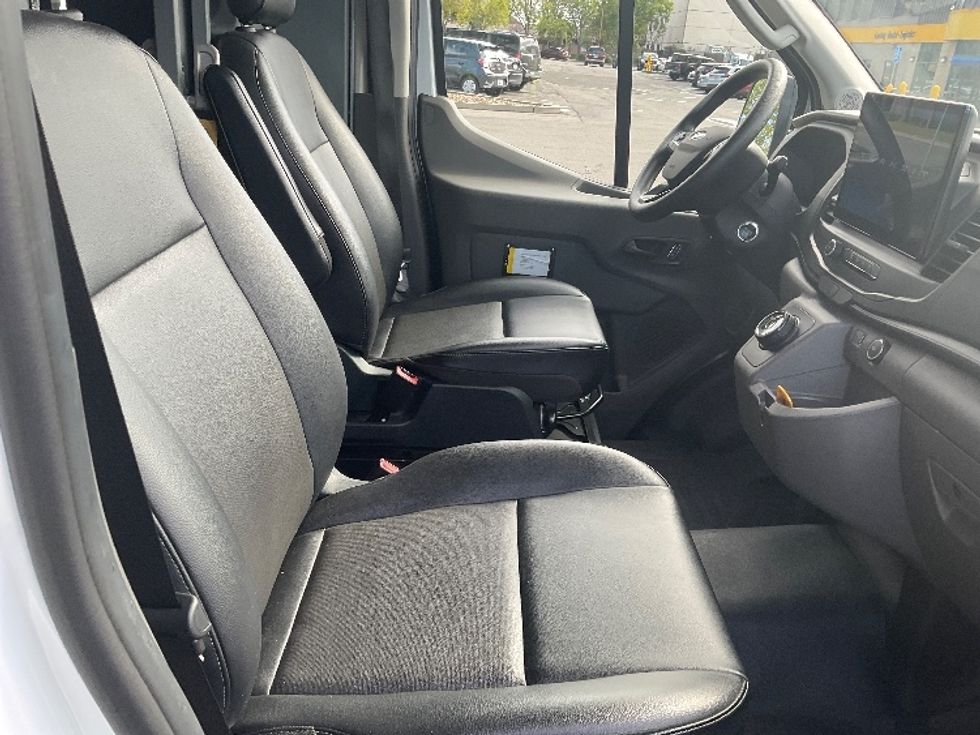 Cargo Van (Panel Van)-Alternative Fuel Trucks & Tractors-Ford-2022-TRAN350E-West Sacramento-CA-6,880\n\t\tmiles-$ 40,000 - Image 22
