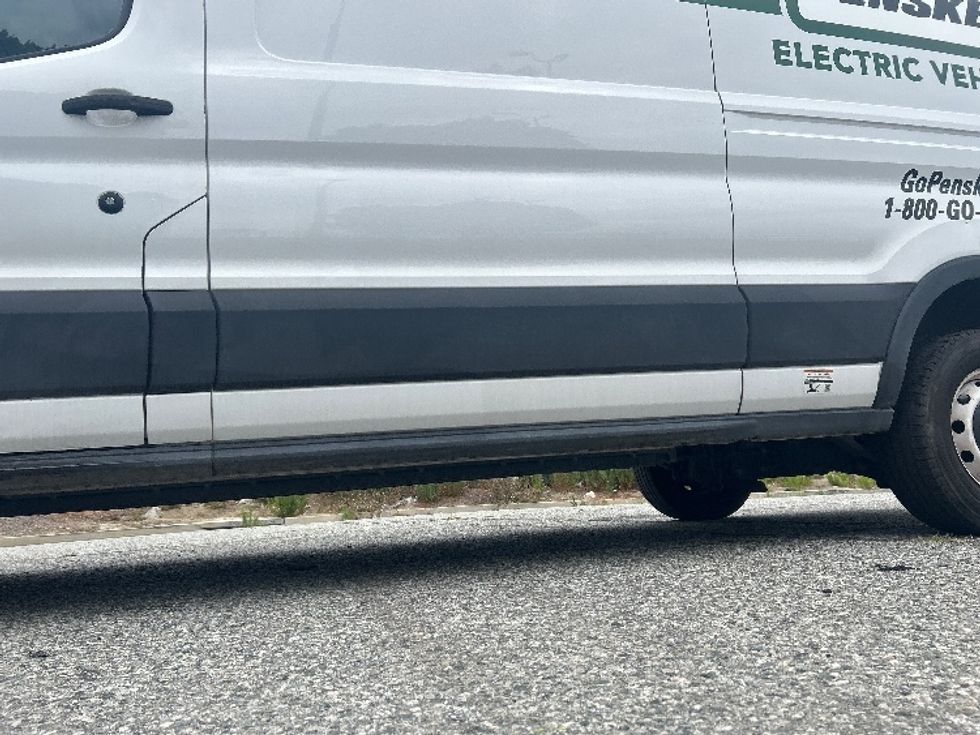Cargo Van (Panel Van)-Alternative Fuel Trucks & Tractors-Ford-2022-TRAN350E-West Sacramento-CA-75,131\n\t\tmiles-$ 35,500 - Image 5