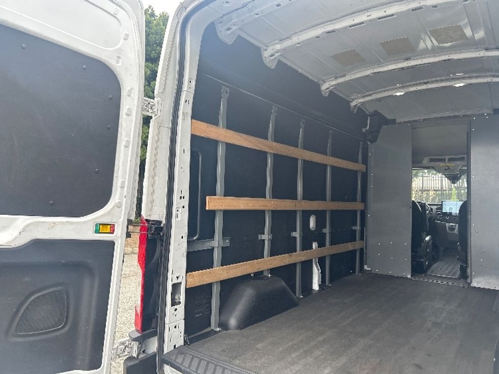 Cargo Van (Panel Van)-Alternative Fuel Trucks & Tractors-Ford-2022-TRAN350E-West Sacramento-CA-75,131\n\t\tmiles-$ 35,500 - Image 11