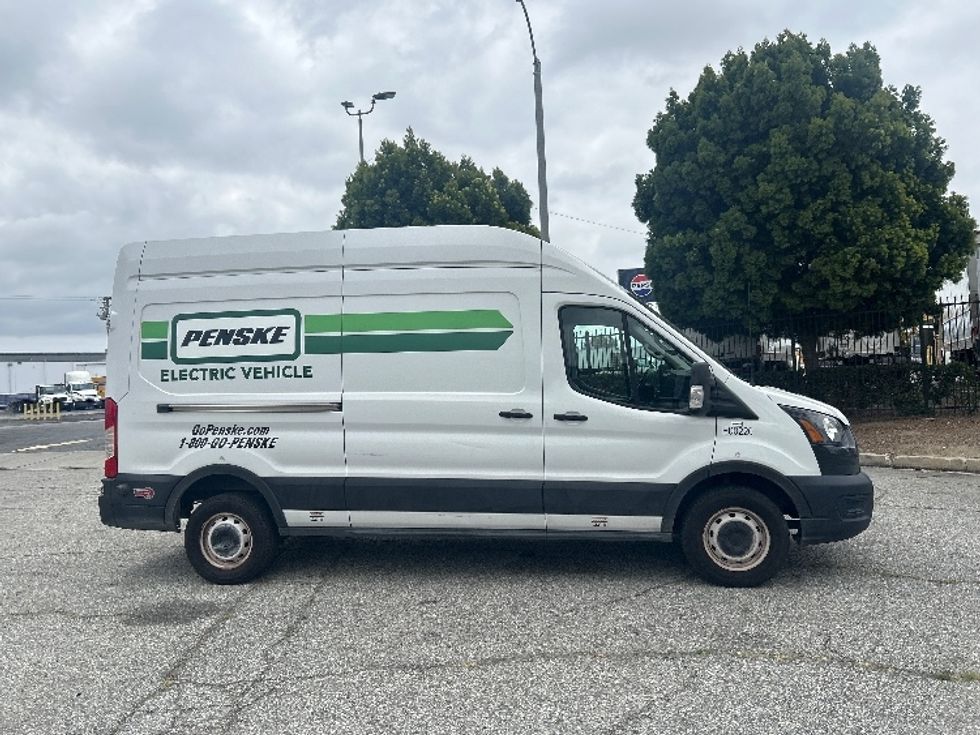 Cargo Van (Panel Van)-Alternative Fuel Trucks & Tractors-Ford-2022-TRAN350E-West Sacramento-CA-75,131\n\t\tmiles-$ 35,500 - Image 15