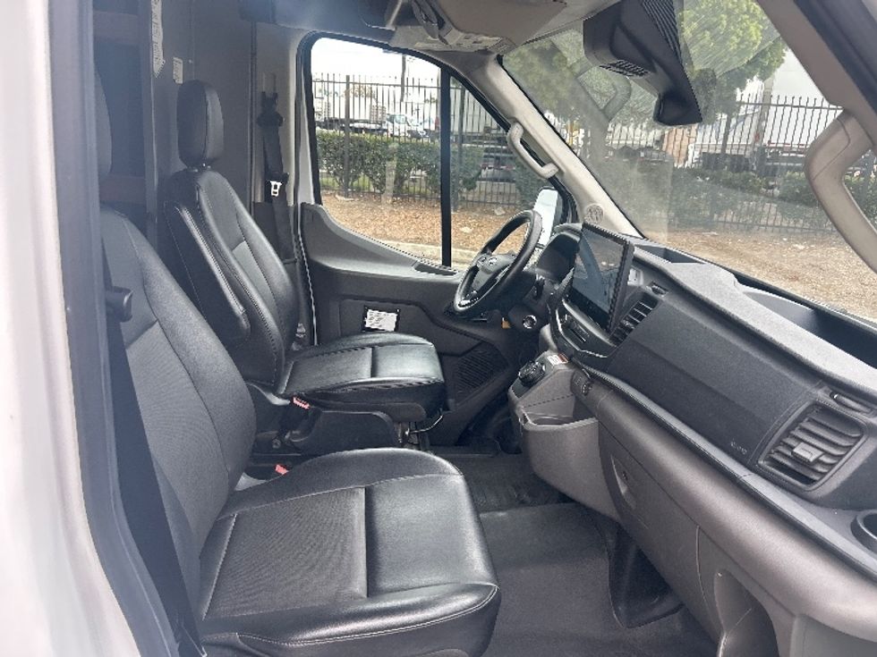 Cargo Van (Panel Van)-Alternative Fuel Trucks & Tractors-Ford-2022-TRAN350E-West Sacramento-CA-75,131\n\t\tmiles-$ 35,500 - Image 22