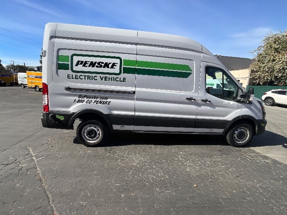Cargo Van (Panel Van)-Alternative Fuel Trucks & Tractors-Ford-2022-TRAN350E-West Sacramento-CA-7,653\n\t\tmiles-$ 40,000 - Image 15