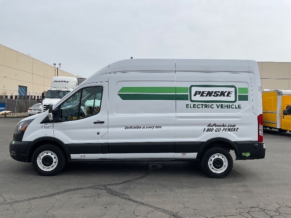Cargo Van (Panel Van)-Alternative Fuel Trucks & Tractors-Ford-2022-TRAN350E-West Sacramento-CA-7,943\n\t\tmiles-$ 40,000 - Image 4