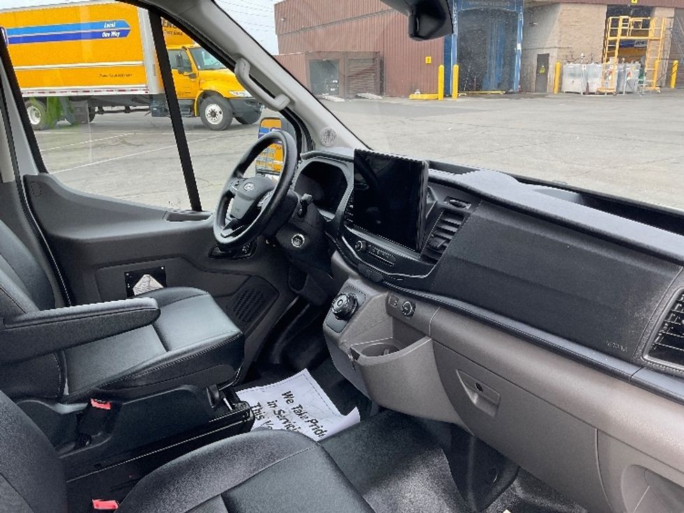 Cargo Van (Panel Van)-Alternative Fuel Trucks & Tractors-Ford-2022-TRAN350E-West Sacramento-CA-7,943\n\t\tmiles-$ 40,000 - Image 22