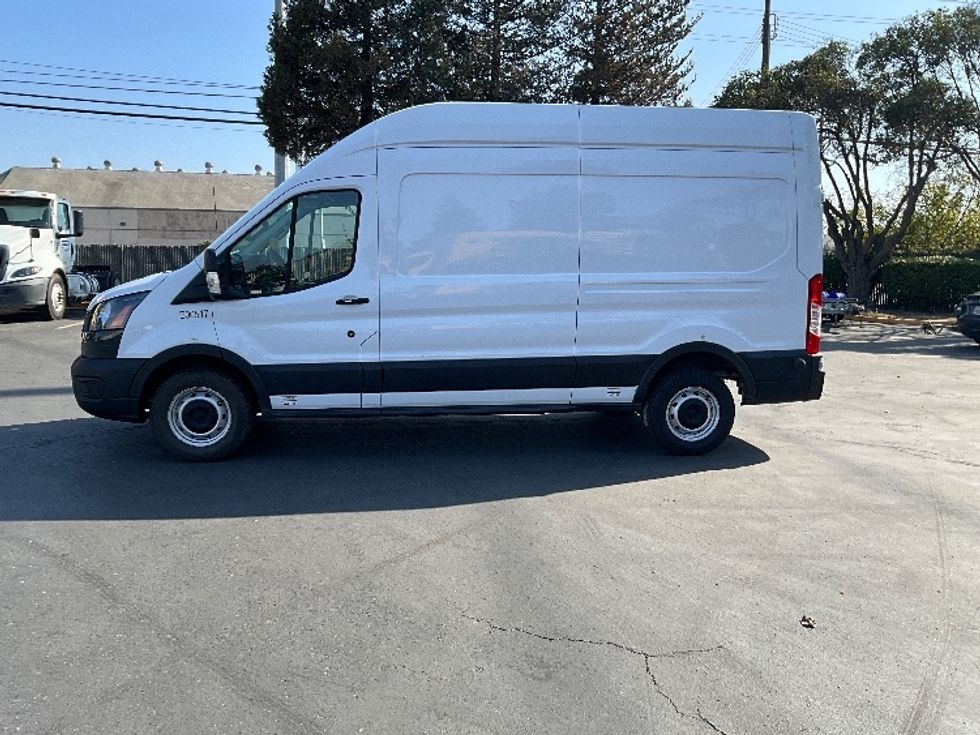 Cargo Van (Panel Van)-Alternative Fuel Trucks & Tractors-Ford-2022-TRAN350E-West Sacramento-CA-8,488\n\t\tmiles-$ 24,250 - Image 4