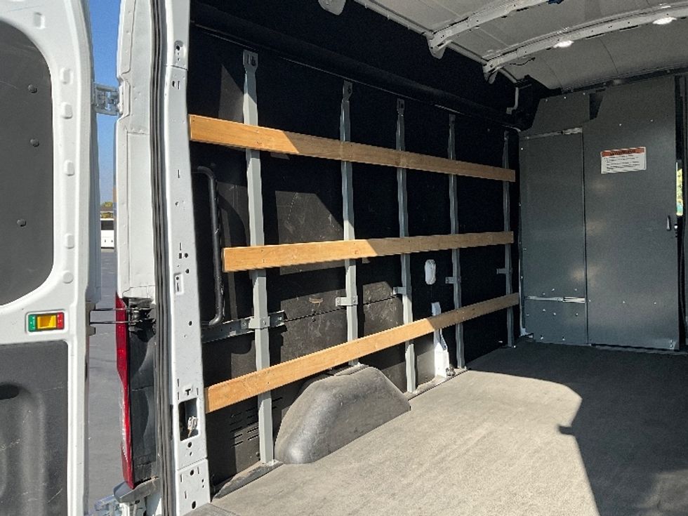 Cargo Van (Panel Van)-Alternative Fuel Trucks & Tractors-Ford-2022-TRAN350E-West Sacramento-CA-8,488\n\t\tmiles-$ 24,250 - Image 10