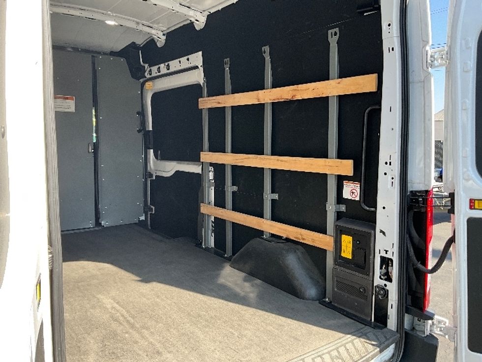 Cargo Van (Panel Van)-Alternative Fuel Trucks & Tractors-Ford-2022-TRAN350E-West Sacramento-CA-8,488\n\t\tmiles-$ 24,250 - Image 11