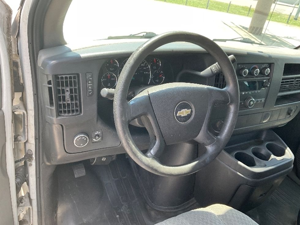 Cargo Van (Panel Van)-Light and Medium Duty Trucks-Chevrolet-2011-EXPRESS-Knoxville-TN-179,511\n\t\tmiles-$ 10,000 - Image 14