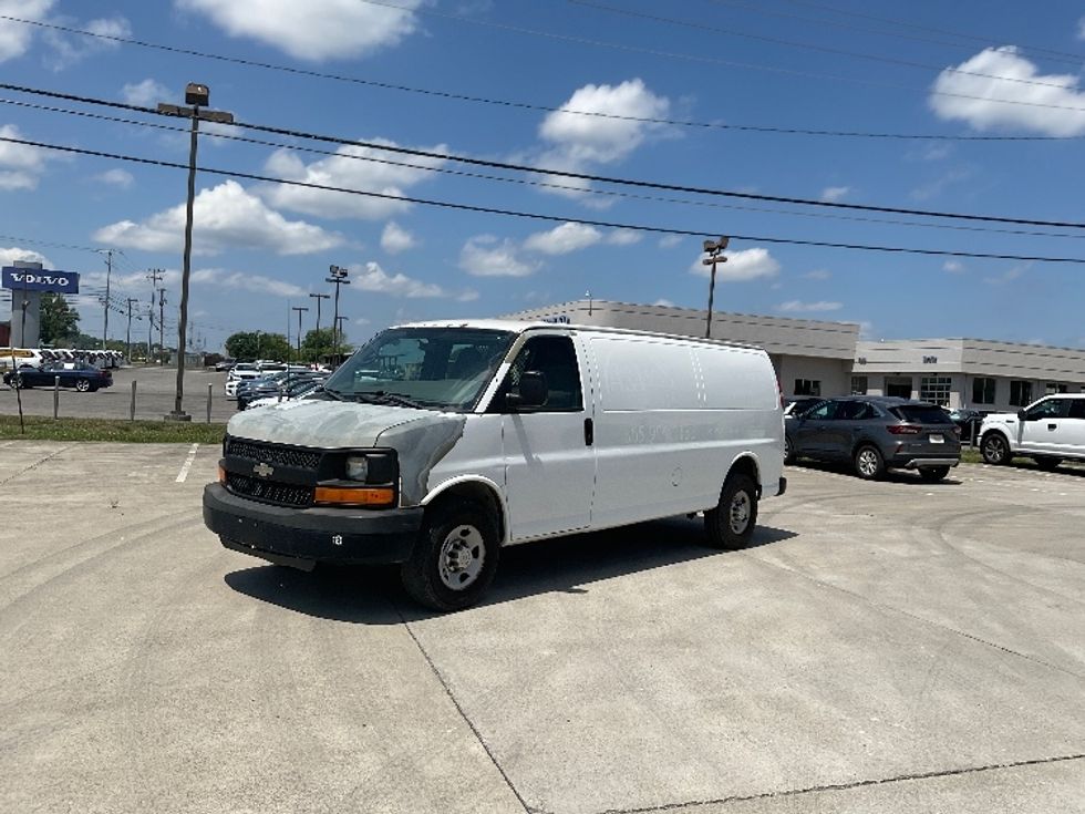 Cargo Van (Panel Van)-Light and Medium Duty Trucks-Chevrolet-2011-EXPRESS-Knoxville-TN-179,511\n\t\tmiles-$ 10,000 - Image 3