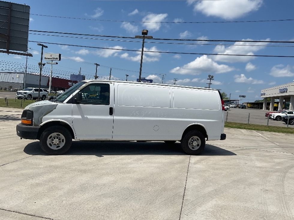 Cargo Van (Panel Van)-Light and Medium Duty Trucks-Chevrolet-2011-EXPRESS-Knoxville-TN-179,511\n\t\tmiles-$ 10,000 - Image 4