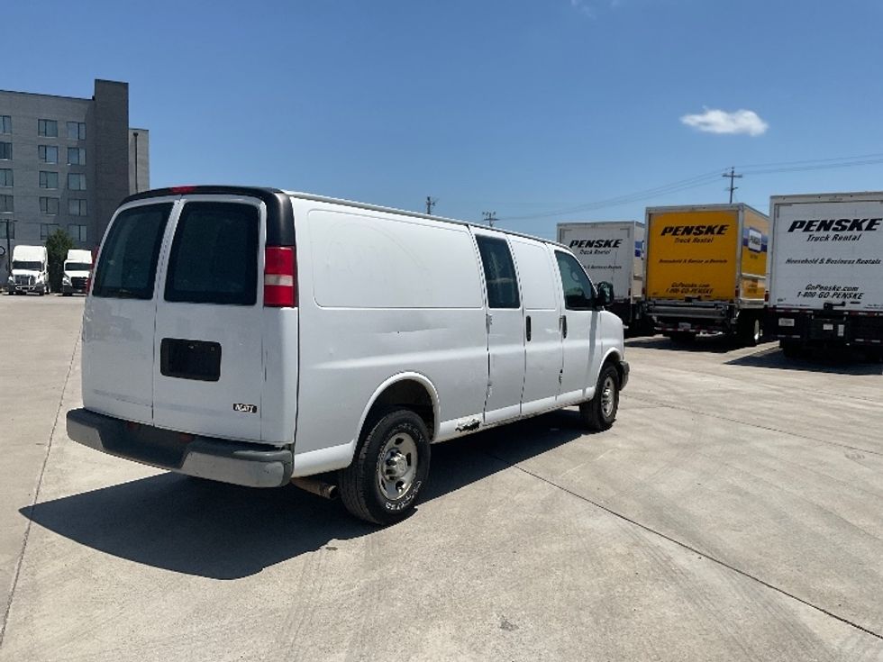 Cargo Van (Panel Van)-Light and Medium Duty Trucks-Chevrolet-2011-EXPRESS-Knoxville-TN-608,719\n\t\tmiles-$ 8,000 - Image 10
