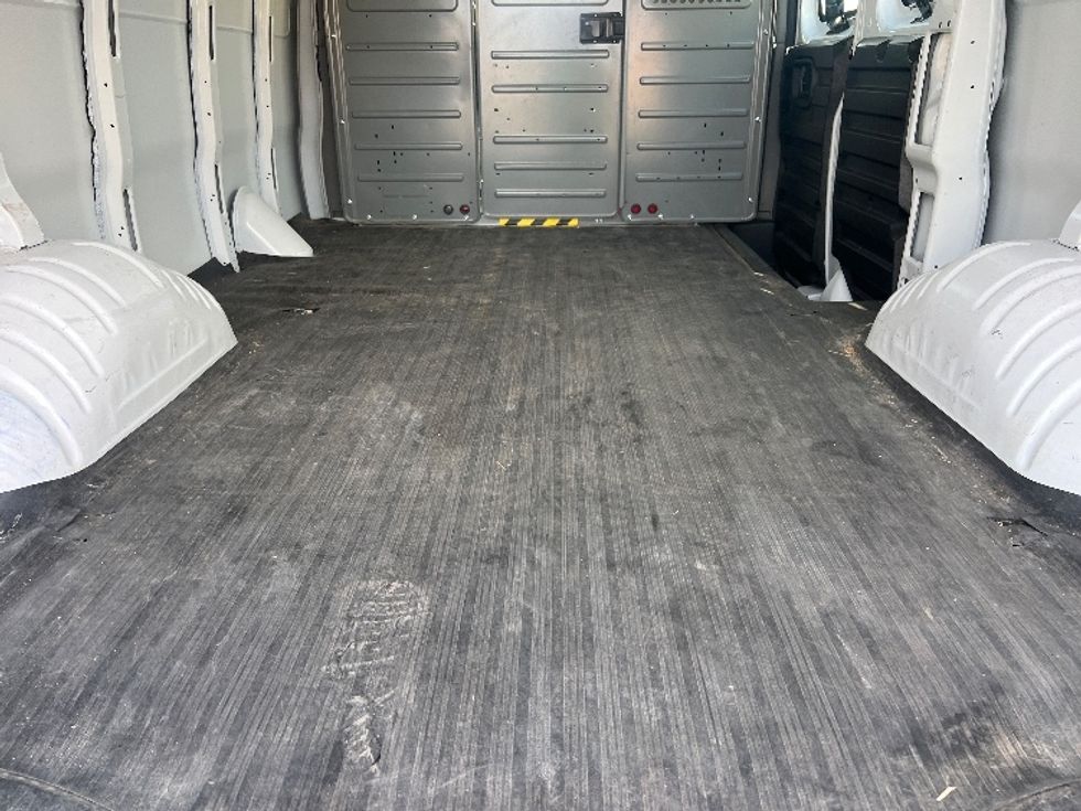 Cargo Van (Panel Van)-Light and Medium Duty Trucks-Chevrolet-2021-G23705-Rochester-NY-17,339\n\t\tmiles-$ 31,500 - Image 10