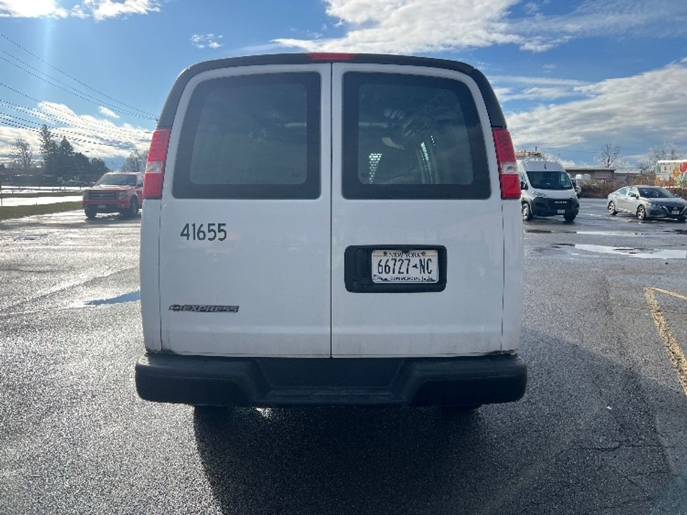 Cargo Van (Panel Van)-Light and Medium Duty Trucks-Chevrolet-2021-G23705-Rochester-NY-17,339\n\t\tmiles-$ 31,500 - Image 7