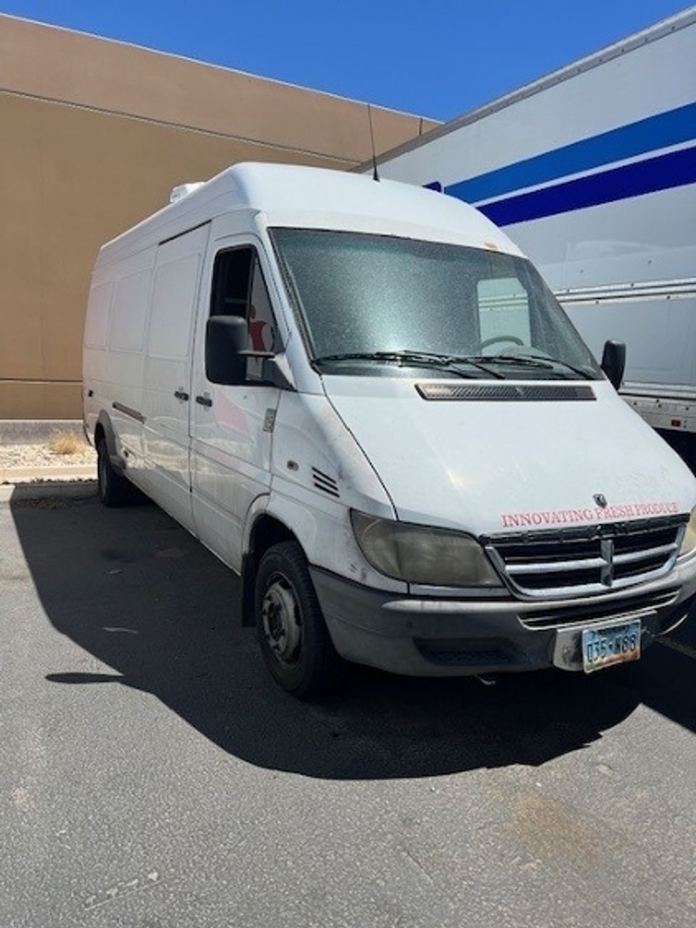 Cargo Van (Panel Van)-Light and Medium Duty Trucks-Dodge-2006-Sprinter-Las Vegas-NV-282,569\n\t\tmiles-$ 8,250 - Image 3