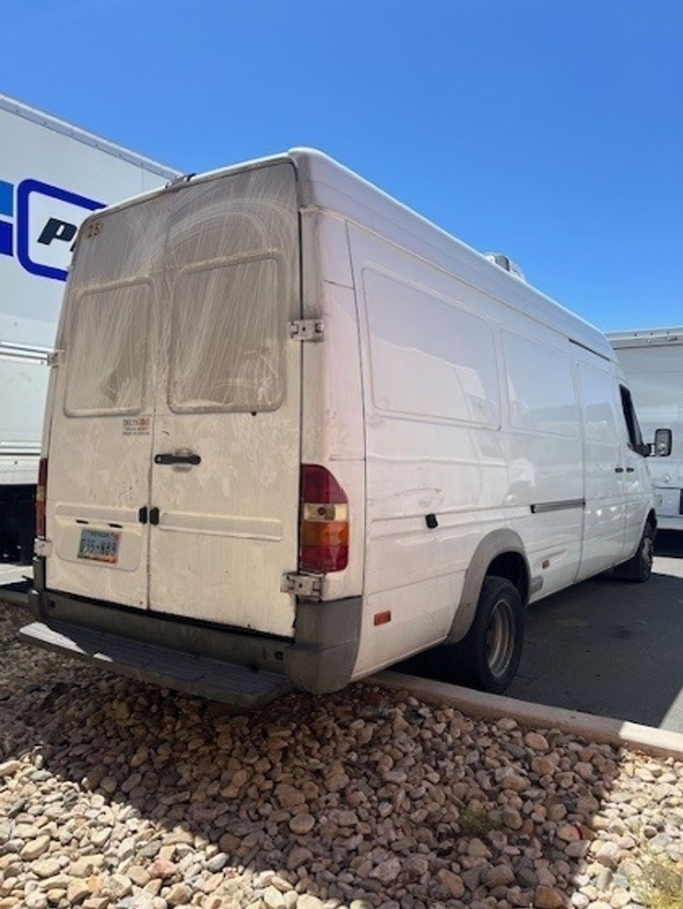 Cargo Van (Panel Van)-Light and Medium Duty Trucks-Dodge-2006-Sprinter-Las Vegas-NV-282,569\n\t\tmiles-$ 8,250 - Image 5
