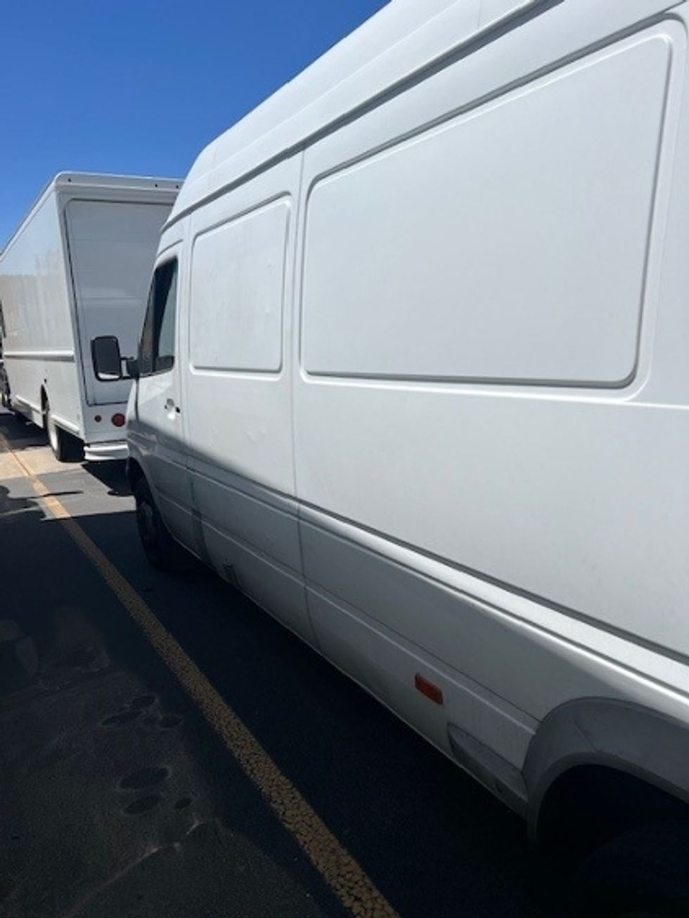 Cargo Van (Panel Van)-Light and Medium Duty Trucks-Dodge-2006-Sprinter-Las Vegas-NV-282,569\n\t\tmiles-$ 8,250 - Image 8