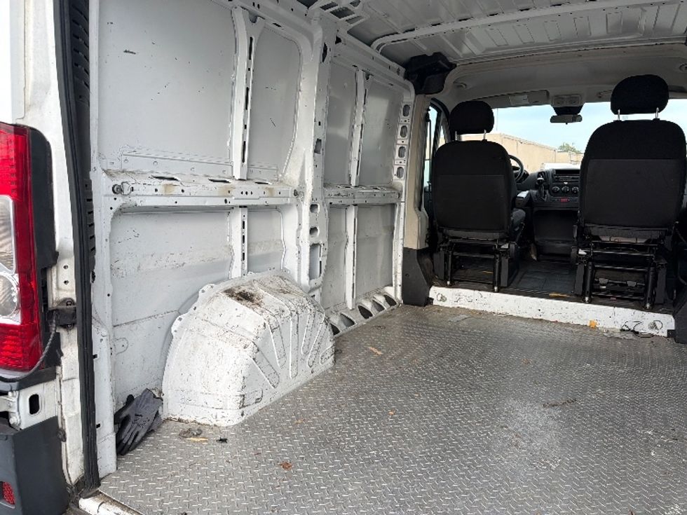 Cargo Van (Panel Van)-Light and Medium Duty Trucks-Dodge-2014-PROMASTR-West Babylon-NY-114,345\n\t\tmiles-$ 16,000 - Image 11