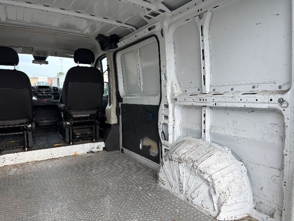 Cargo Van (Panel Van)-Light and Medium Duty Trucks-Dodge-2014-PROMASTR-West Babylon-NY-114,345\n\t\tmiles-$ 16,000 - Image 12