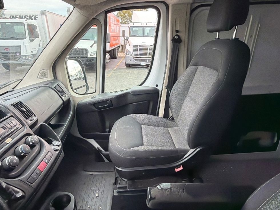 Cargo Van (Panel Van)-Light and Medium Duty Trucks-Dodge-2014-PROMASTR-West Babylon-NY-114,345\n\t\tmiles-$ 16,000 - Image 19