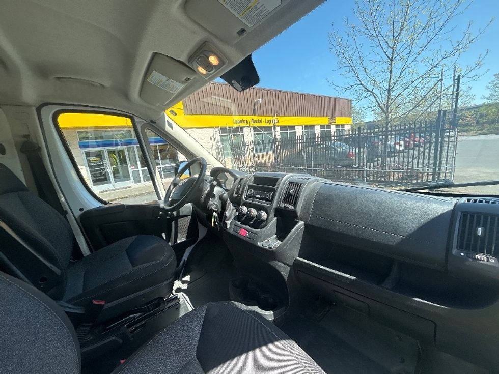 Cargo Van (Panel Van)-Light and Medium Duty Trucks-Dodge-2016-PROMASTR-Portland-OR-93,317\n\t\tmiles-$ 7,500 - Image 18