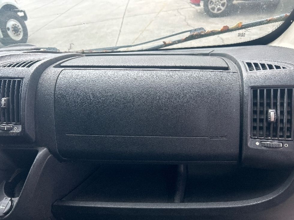 Cargo Van (Panel Van)-Light and Medium Duty Trucks-Dodge-2016-PROMASTR-Sarasota-FL-176,217\n\t\tmiles-$ 9,500 - Image 21