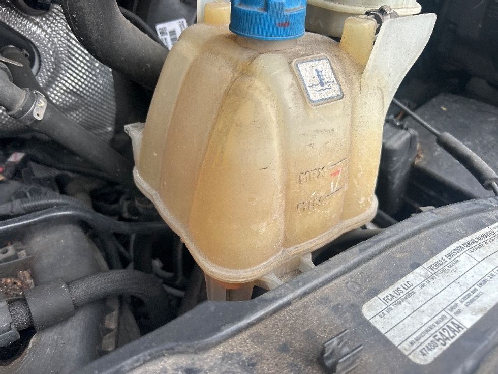 Cargo Van (Panel Van)-Light and Medium Duty Trucks-Dodge-2016-PROMASTR-Sarasota-FL-176,217\n\t\tmiles-$ 9,500 - Image 29