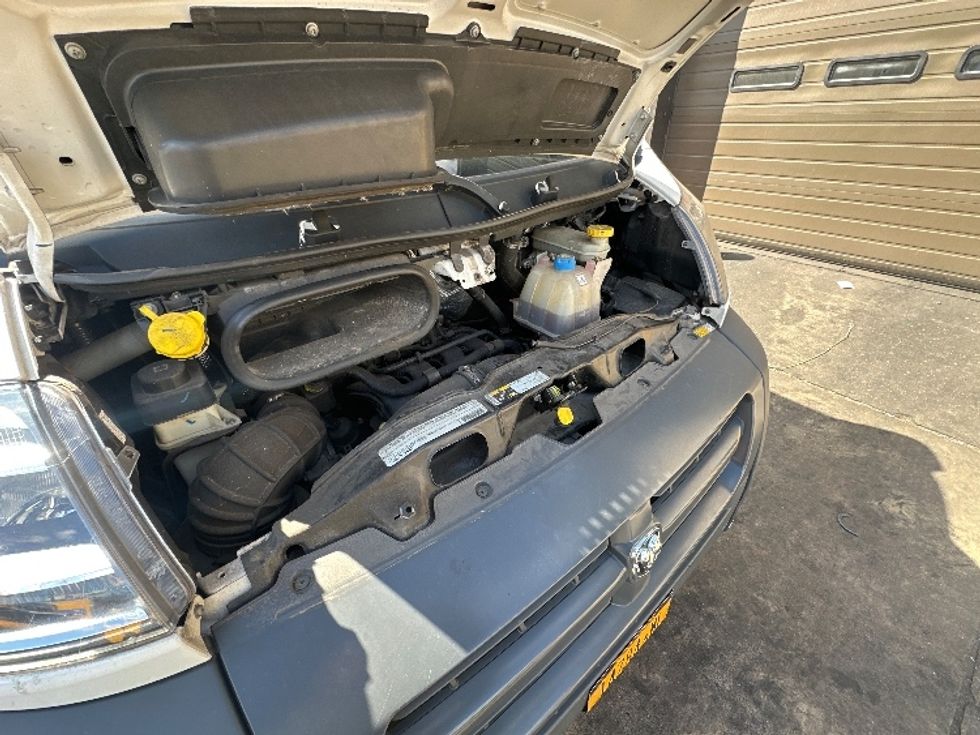 Cargo Van (Panel Van)-Light and Medium Duty Trucks-Dodge-2018-PROMASTR-North Bergen-NJ-9,819\n\t\tmiles-$ 31,000 - Image 22