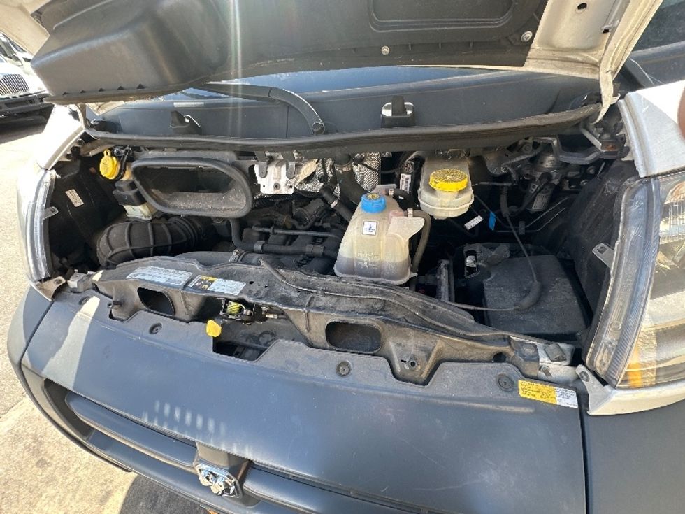 Cargo Van (Panel Van)-Light and Medium Duty Trucks-Dodge-2018-PROMASTR-North Bergen-NJ-9,819\n\t\tmiles-$ 31,000 - Image 23