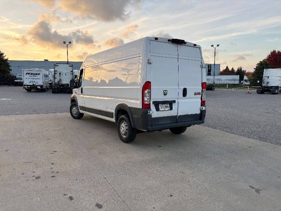 Cargo Van (Panel Van)-Light and Medium Duty Trucks-Dodge-2018-RAM3500-South Bend-IN-261,302\n\t\tmiles-$ 8,500 - Image 6