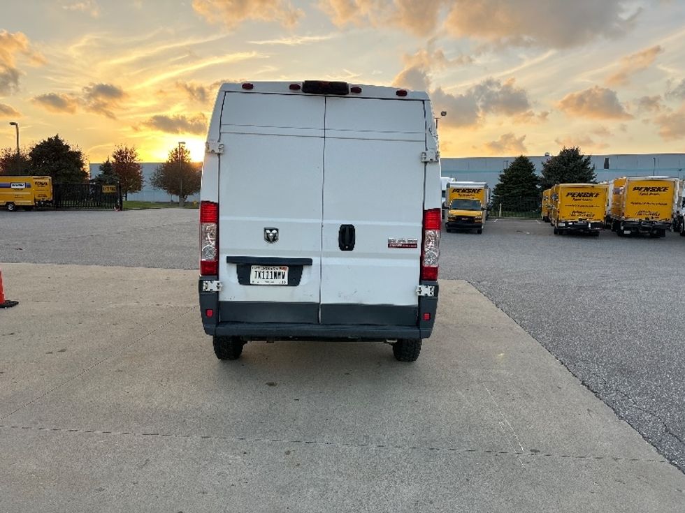 Cargo Van (Panel Van)-Light and Medium Duty Trucks-Dodge-2018-RAM3500-South Bend-IN-261,302\n\t\tmiles-$ 8,500 - Image 7