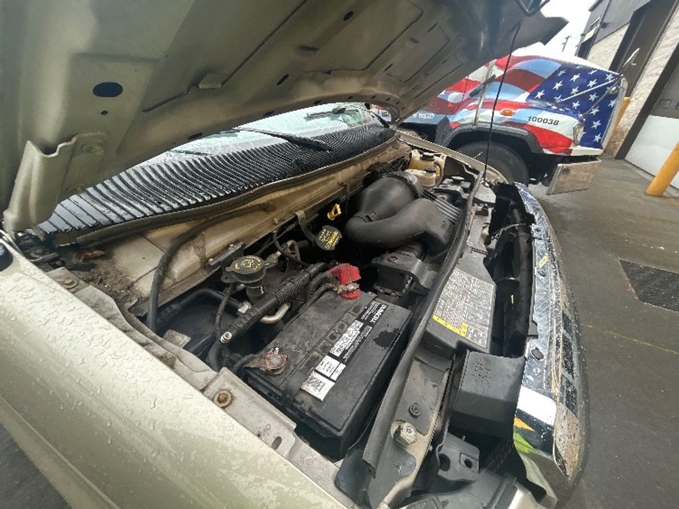 Cargo Van (Panel Van)-Light and Medium Duty Trucks-Ford-2009-E250-Portland-OR-153,718\n\t\tmiles-$ 7,500 - Image 19