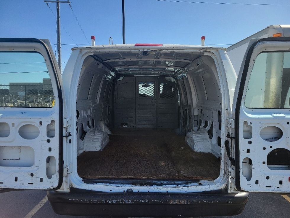 Cargo Van (Panel Van)-Light and Medium Duty Trucks-Ford-2010-E250-Concord-ON-386,792\n\t\tkm-$ 8,750 - Image 10
