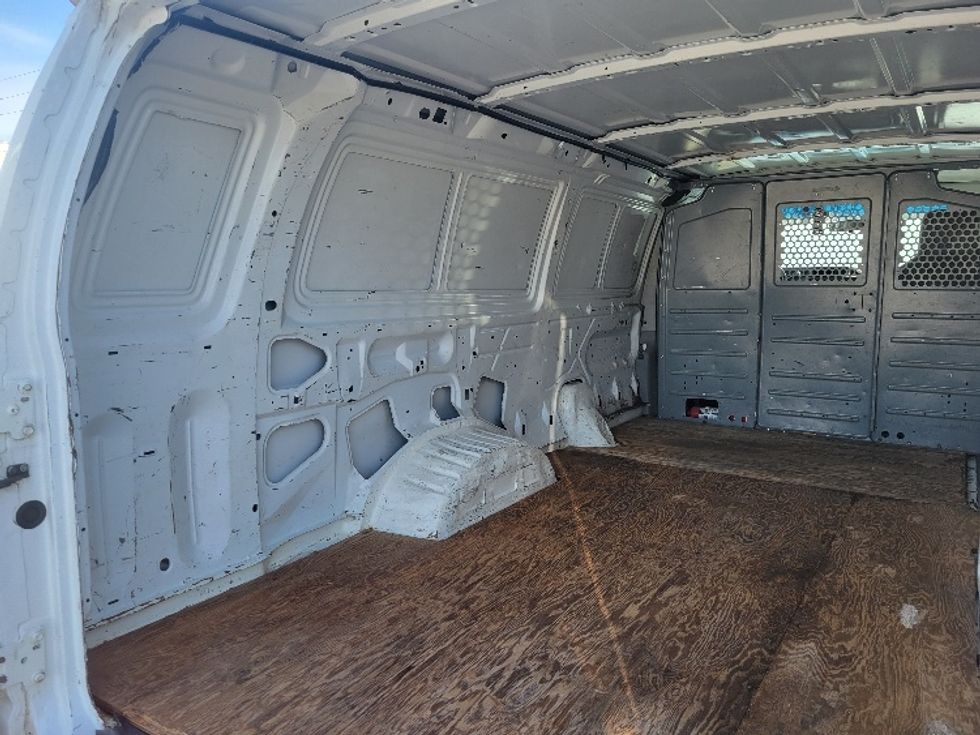 Cargo Van (Panel Van)-Light and Medium Duty Trucks-Ford-2010-E250-Concord-ON-386,792\n\t\tkm-$ 8,750 - Image 11