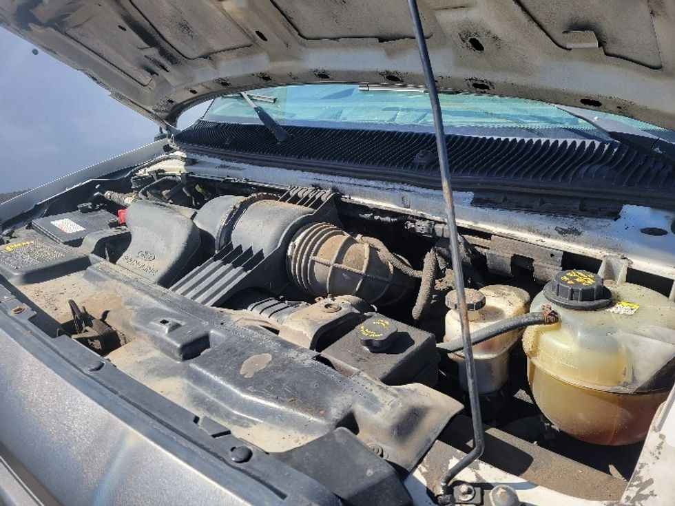 Cargo Van (Panel Van)-Light and Medium Duty Trucks-Ford-2010-E250-Concord-ON-386,792\n\t\tkm-$ 8,750 - Image 24