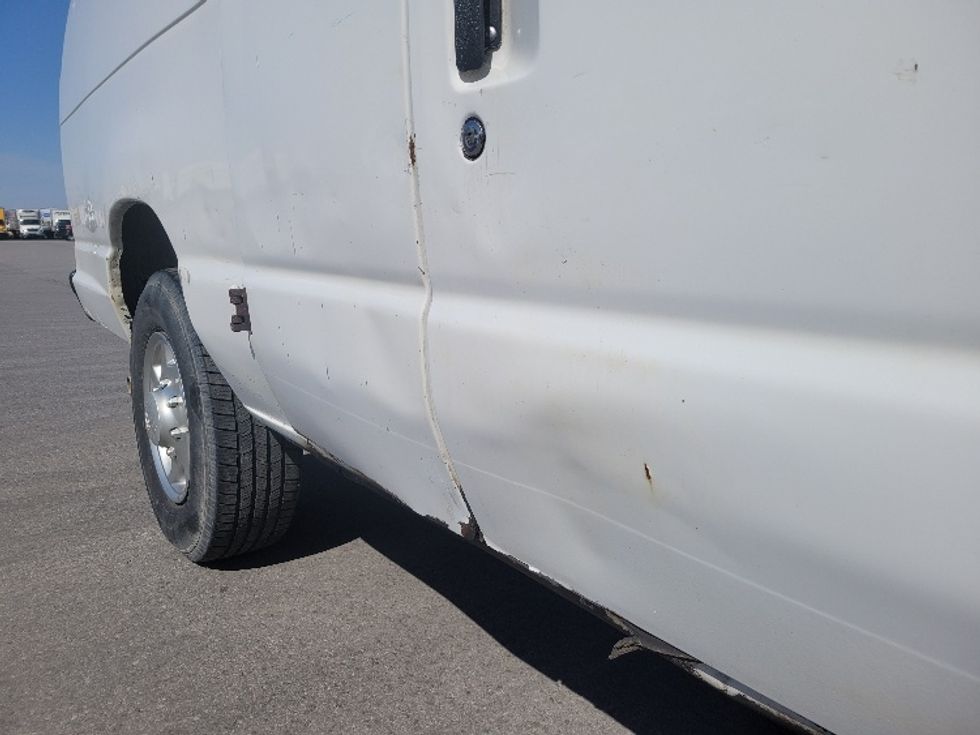 Cargo Van (Panel Van)-Light and Medium Duty Trucks-Ford-2010-E250-Concord-ON-386,792\n\t\tkm-$ 8,750 - Image 25