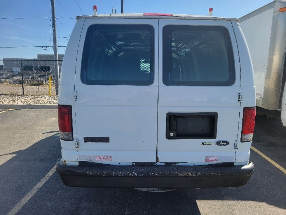Cargo Van (Panel Van)-Light and Medium Duty Trucks-Ford-2010-E250-Concord-ON-386,792\n\t\tkm-$ 8,750 - Image 8