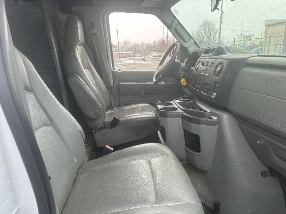 Cargo Van (Panel Van)-Light and Medium Duty Trucks-Ford-2012-E350-Flint-MI-297,959\n\t\tmiles-$ 4,250 - Image 10