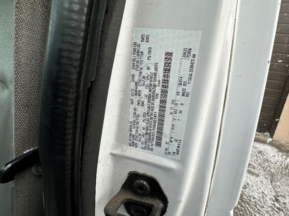 Cargo Van (Panel Van)-Light and Medium Duty Trucks-Ford-2012-E350-Flint-MI-297,959\n\t\tmiles-$ 4,250 - Image 12